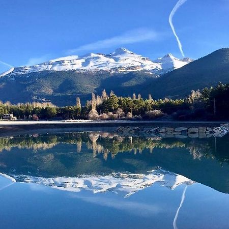 Roca Nevada Suites Villanúa Zewnętrze zdjęcie