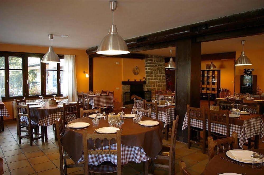 Roca Nevada Suites Villanúa Zewnętrze zdjęcie